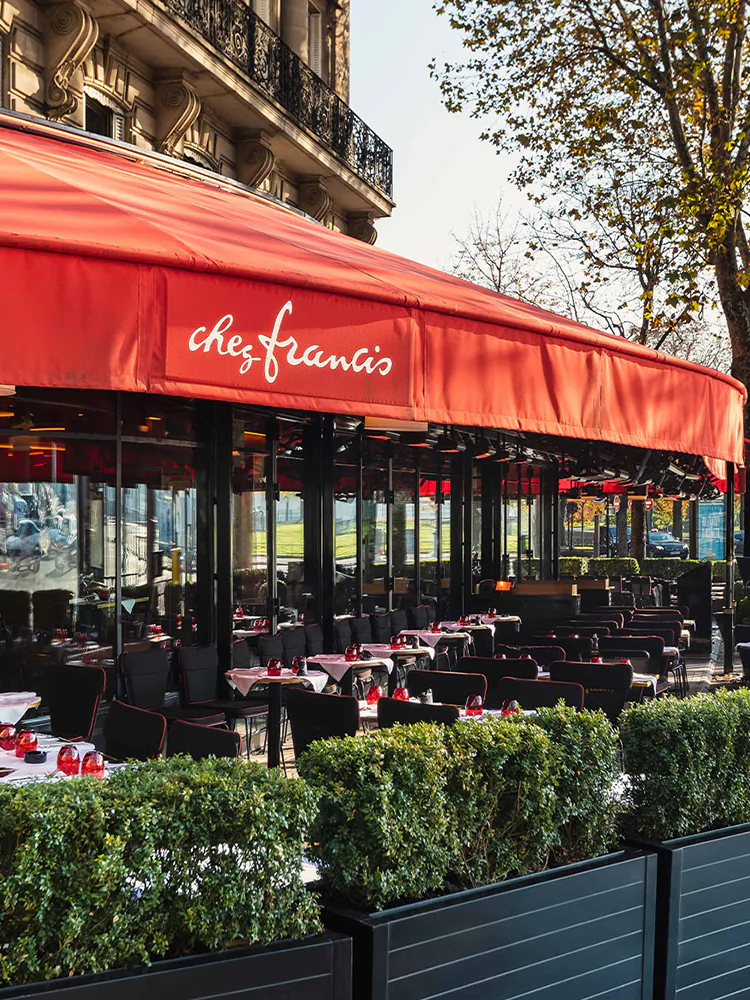 Espace principal de Chez Francis à Paris 8