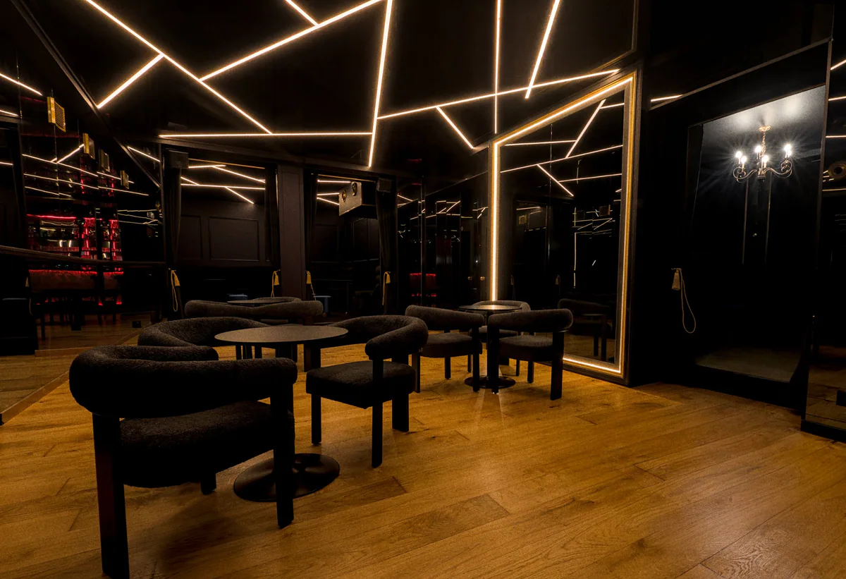Espace principal de Kama à Neuilly-Sur-Seine