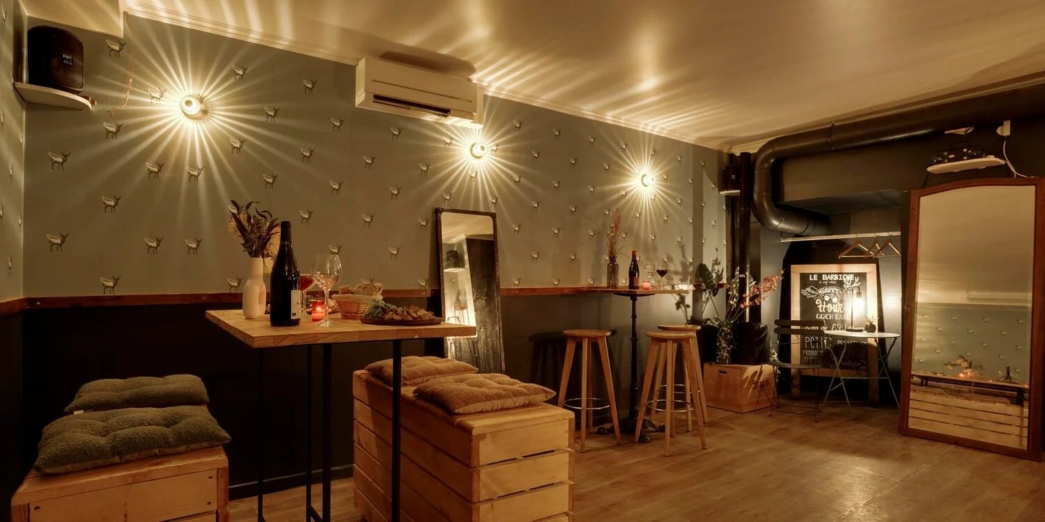 Espace principal de Le Barbiche Cerf-Volant à Paris 9