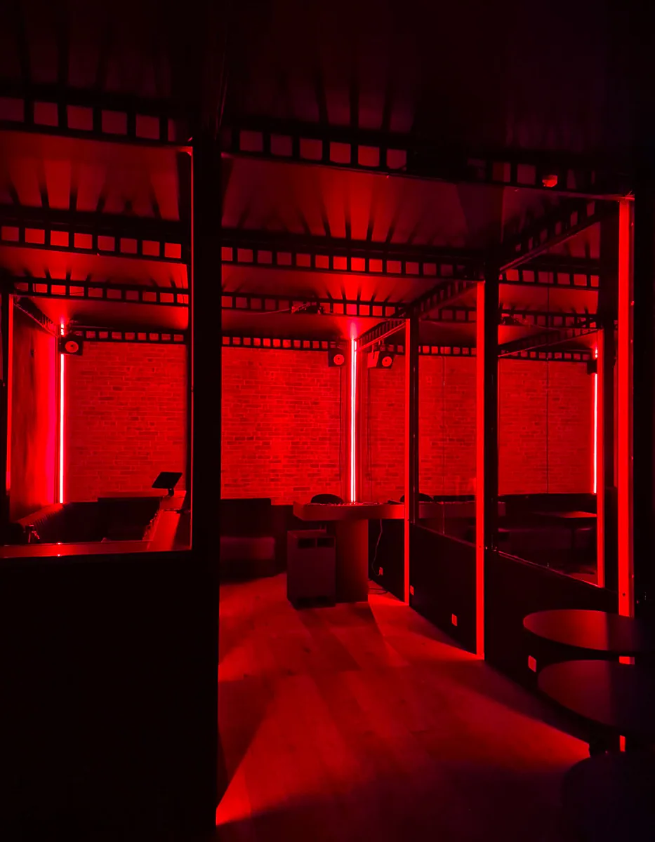 Espace principal de Ten à Paris 8