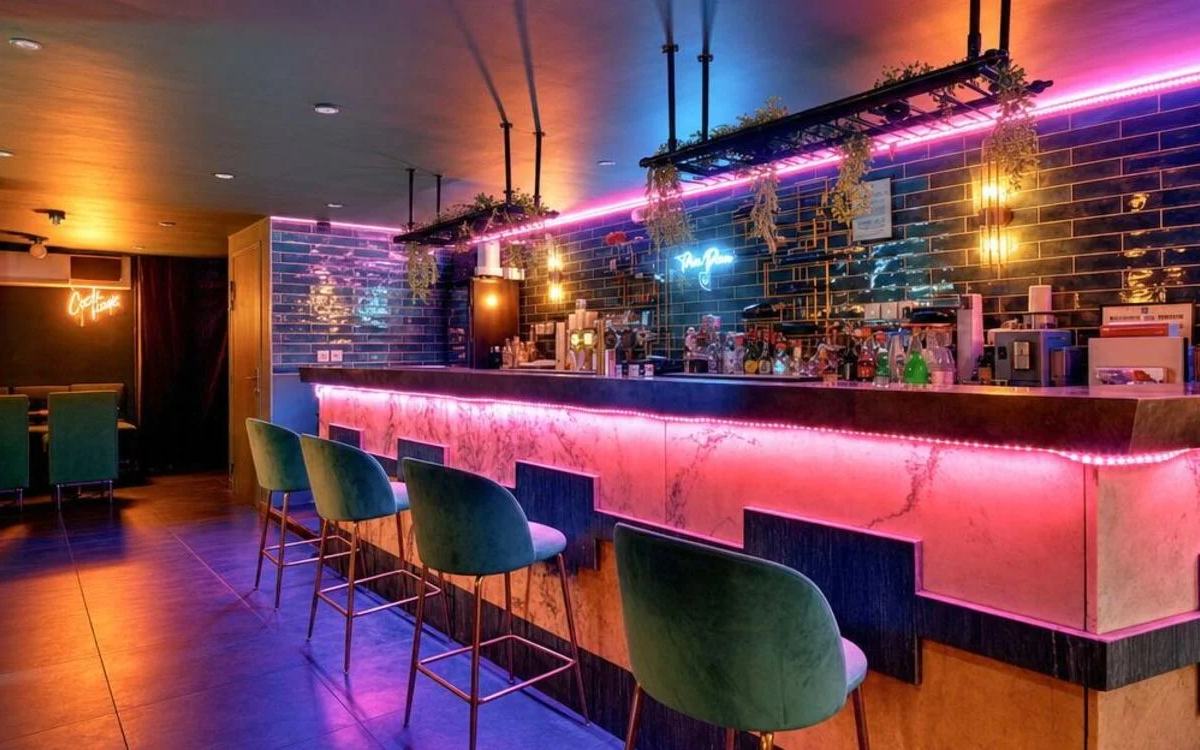 Espace principal de Bar Club Piou Piou à Paris 9